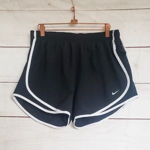 Nike Womens Running Short *Never Worn* Large
